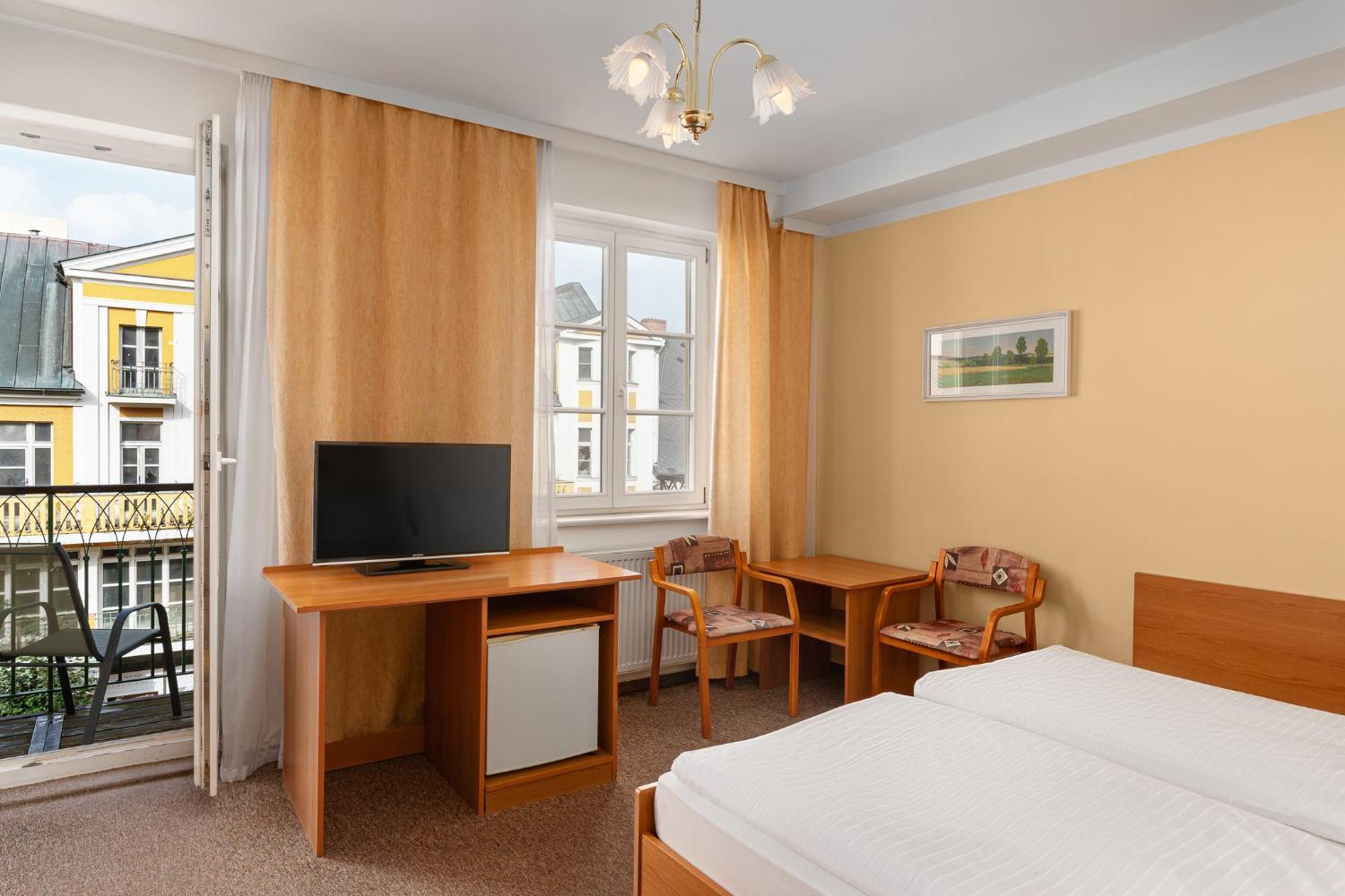 Otava - Vedlejsi Budova Františkovy Lázně Exterior foto